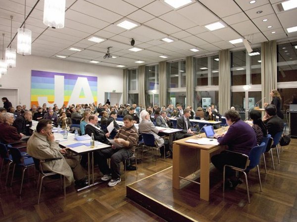 Digitale Welten als Lernanlässe für Religionsunterricht und Schule
