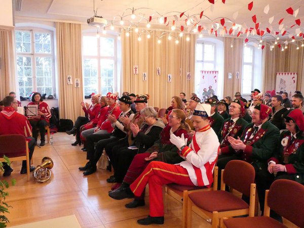 Akademie, mal närrisch