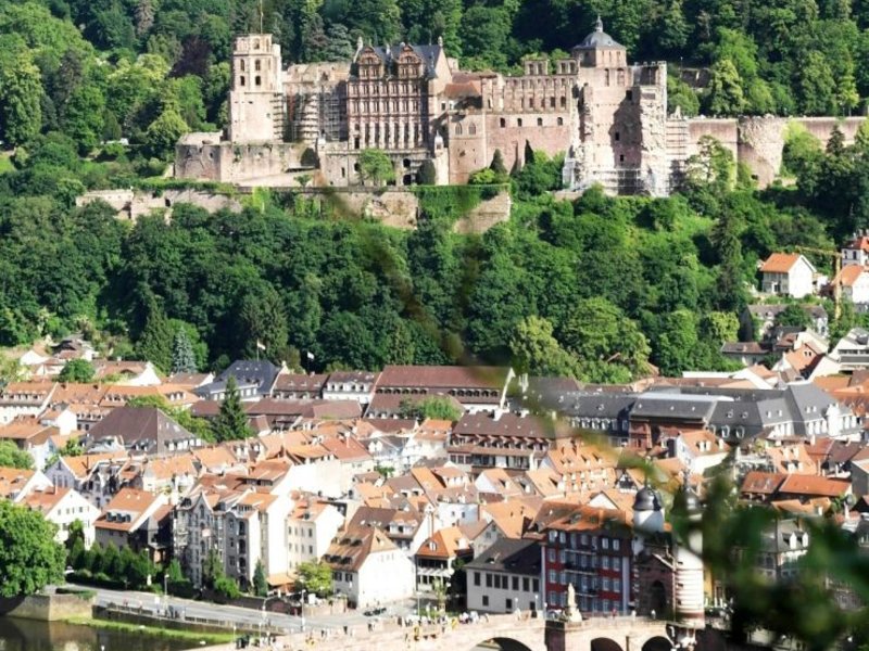 Heidelberg, die Stadt der deutschen Romantik - klassische Ansicht mit Schloss und alter Brücke. © Heidelberg Marketing, Fotograf: Steffen Schmid. Heidelberg, die Stadt der deutschen Romantik - klassische Ansicht mit Schloss und alter Brücke. © Heidelberg Marketing, Fotograf: Steffen Schmid.