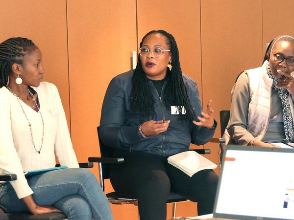 Verfassungsreform, Wildtierschutz, Covid