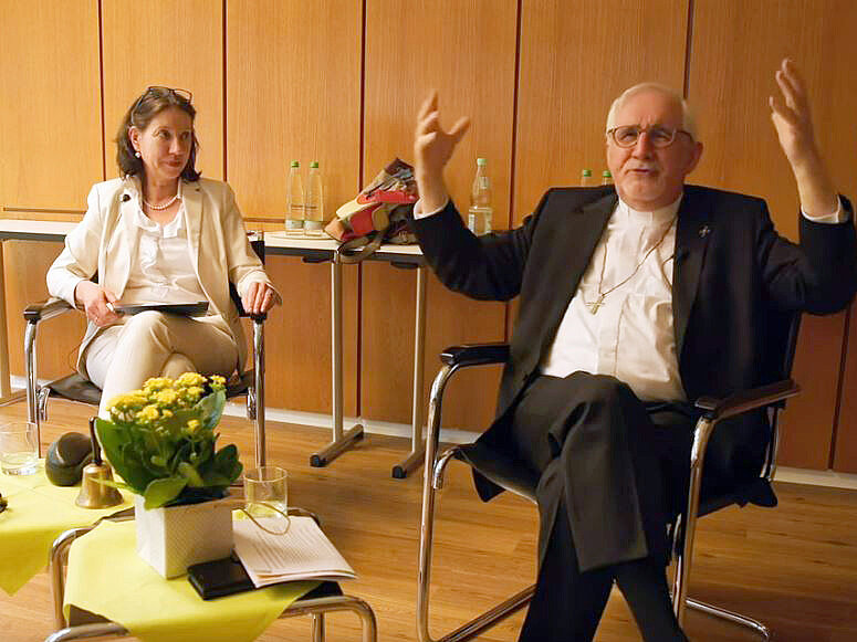 Dr. Verena Wodtke-Werner + der frühere Bischof Gebhard Fürst, Akademiedirektor bis 2000