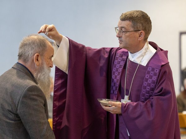 „Kritisches und visionäres Potenzial von Kunst und Religion“