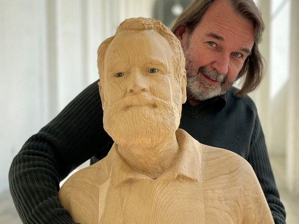© Fotograf: Thierry Boissel: Daniel Bräg mit  Hl. Daniel